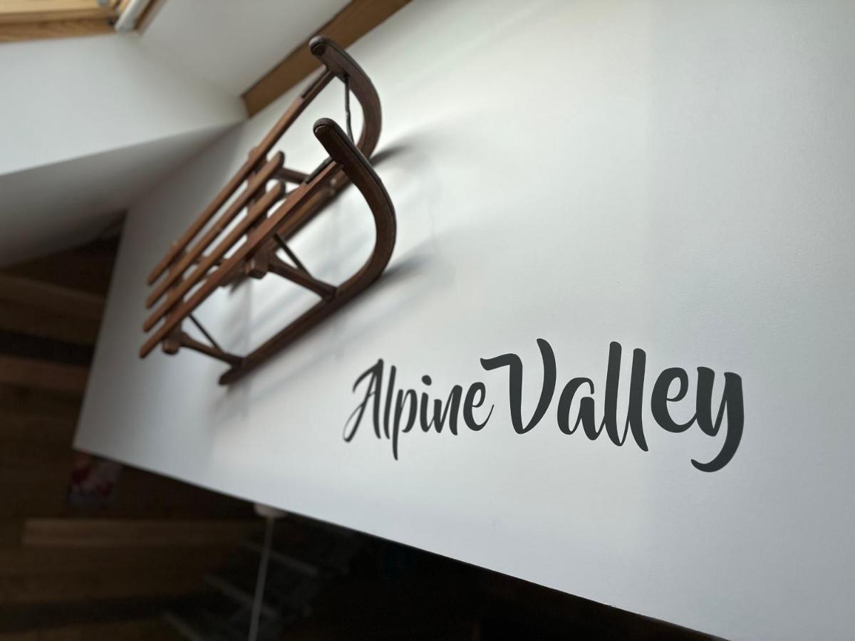 Alpine Valley - Appartement Familial Disneyland Paris - Wifi Et Parking Inclus ! Coutevroult Exterior photo